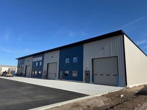 2629 Yellowstone hwy, Rexburg, ID à louer Photo du bâtiment- Image 2 de 9