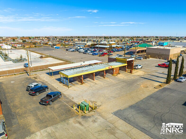 2143 42nd St, Odessa, TX à vendre - Photo du bâtiment - Image 2 de 17