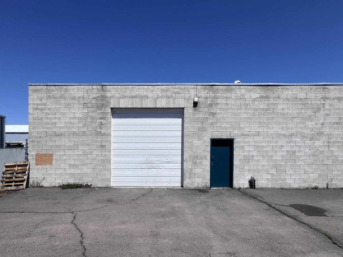 524 Market St, Klamath Falls, OR for lease Interior Photo- Image 1 of 8