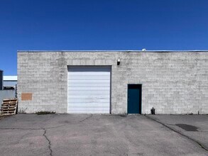 524 Market St, Klamath Falls, OR for lease Interior Photo- Image 1 of 8