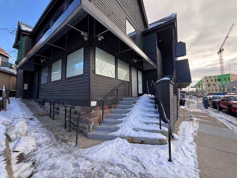 617-619 Packard St, Ann Arbor, MI à vendre - Photo du bâtiment - Image 2 de 2