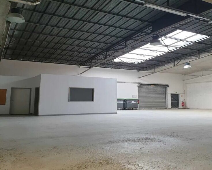 Flex dans Toulouse à louer - Photo du bâtiment - Image 2 de 7