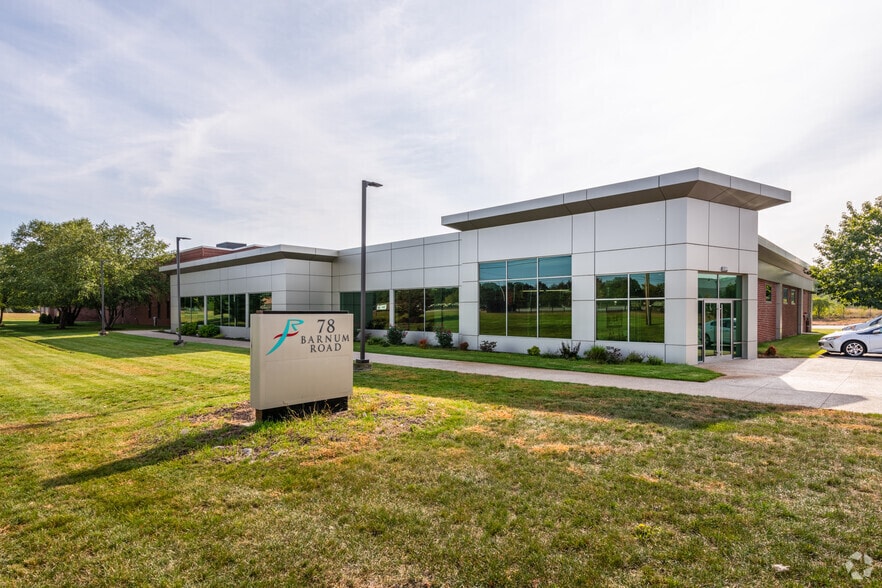 78 Barnum Rd, Devens, MA à louer - Photo du bâtiment - Image 1 de 48