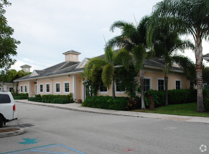 20770-20776 W Dixie Hwy, Miami, FL à vendre - Photo du bâtiment - Image 2 de 20