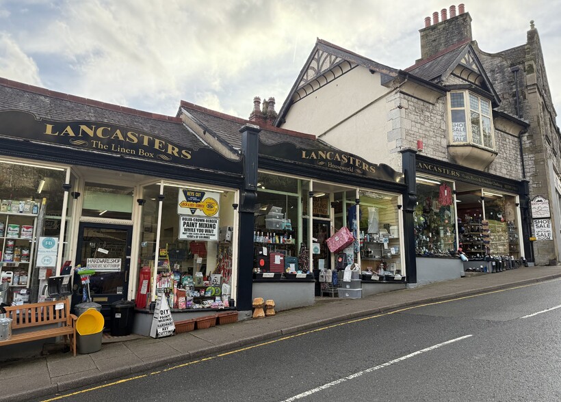 2 Main St, Grange Over Sands for sale - Primary Photo - Image 1 of 14
