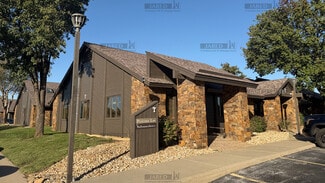 Plus de détails pour 1200 E Woodhurst Dr, Springfield, MO - Bureau à vendre