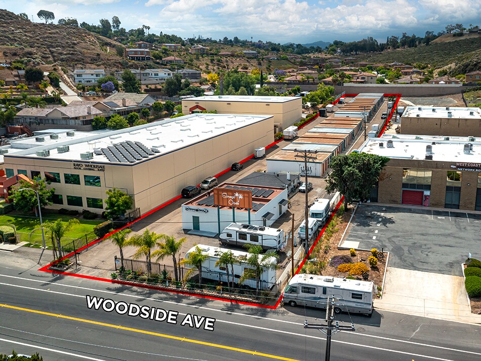 11493 Woodside Ave, Santee, CA à vendre Photo du bâtiment- Image 1 de 10