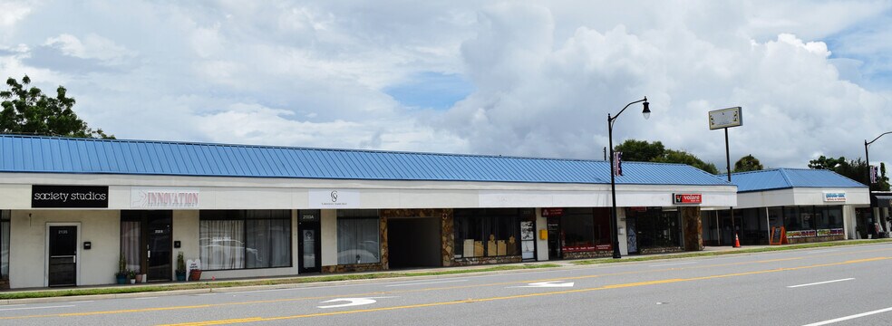 2123-2145 W Fairbanks Ave, Winter Park, FL à louer - Photo du bâtiment - Image 1 de 2
