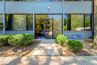 Plus de détails pour 2219 Packard St, Ann Arbor, MI - Bureau à vendre