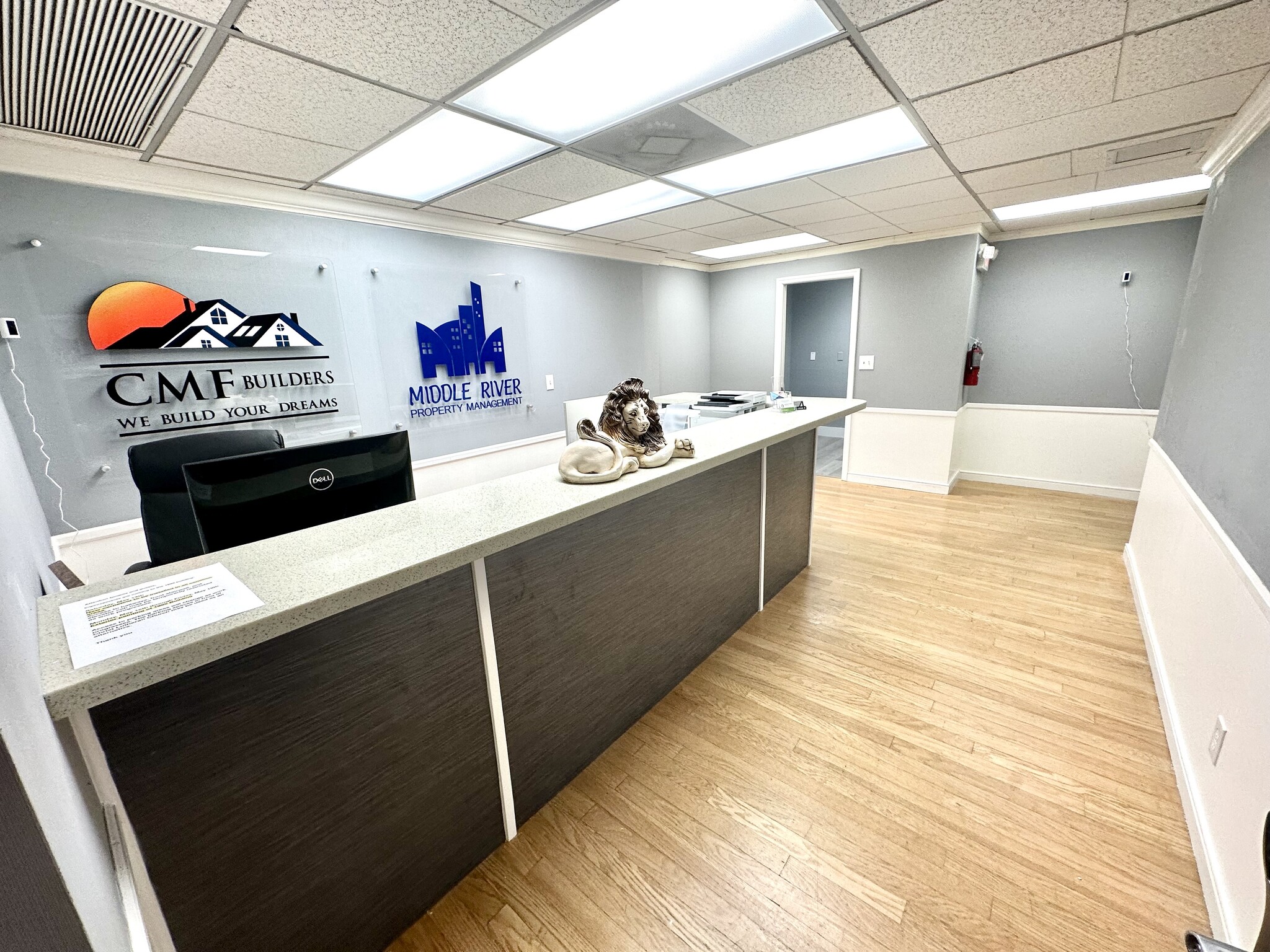 1995 E Oakland Park Blvd, Fort Lauderdale, FL for lease Interior Photo- Image 1 of 10