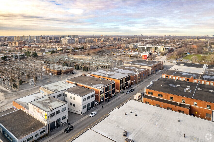 9820 Rue Meilleur, Montréal, QC à louer - Aérien - Image 2 de 7