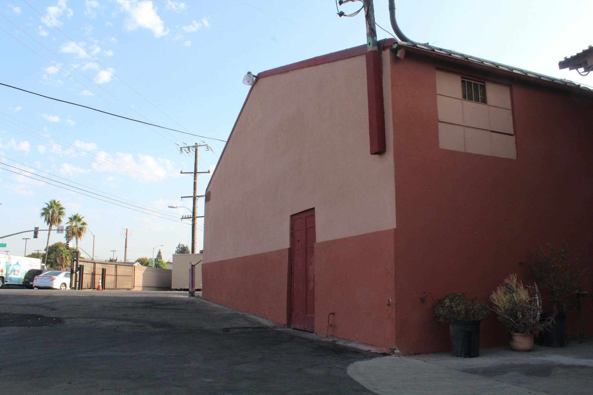 711 N Fairview St, Santa Ana, CA à vendre Photo principale- Image 1 de 14