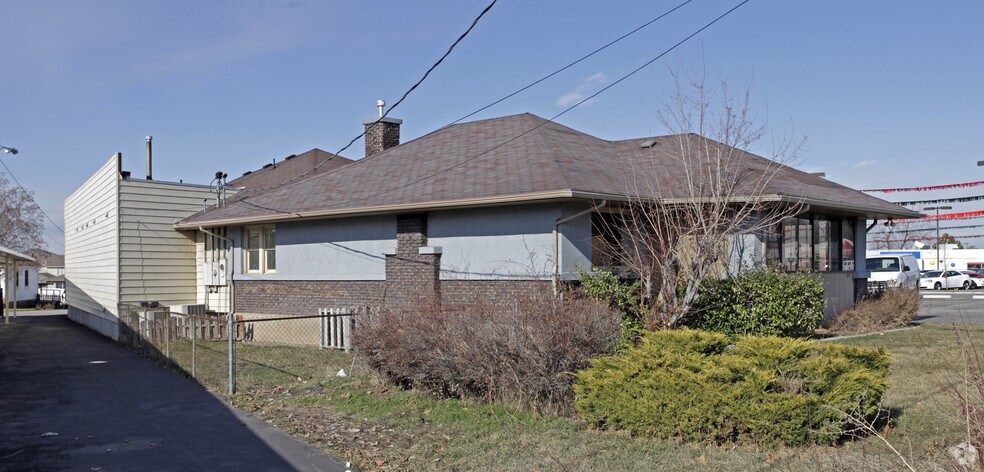 830 S 550 E, Clearfield, UT à vendre - Photo du bâtiment - Image 2 de 6