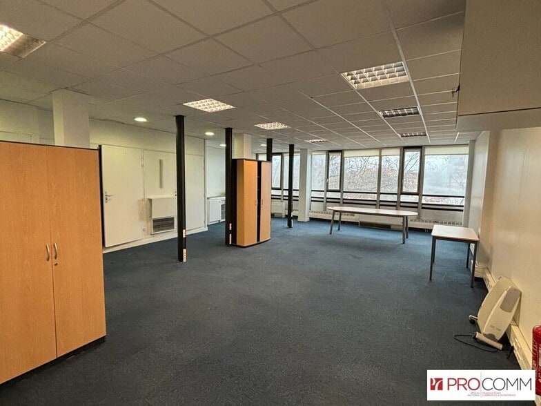 Office in Montpellier for sale - Interior Photo - Image 2 of 6