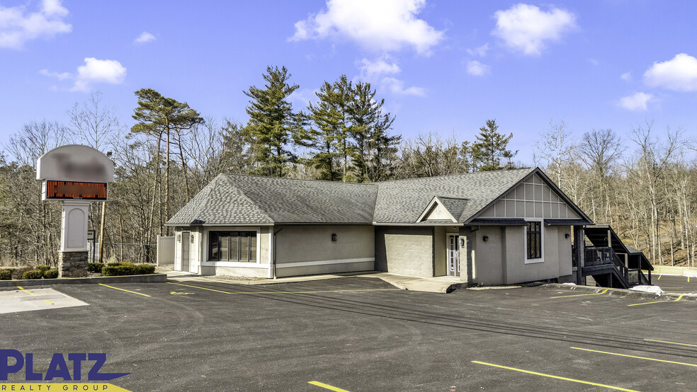 7098 Mahoning Ave, Youngstown, OH for sale - Building Photo - Image 1 of 16