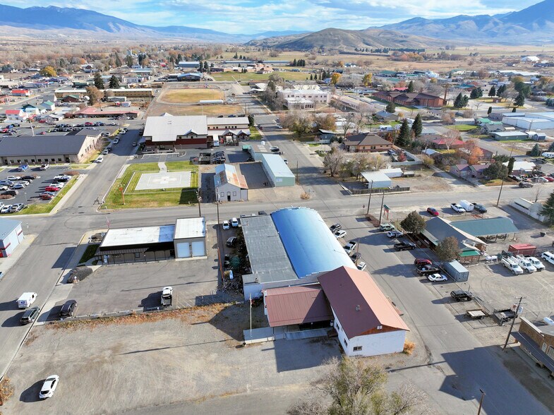 215 S Church St, Salmon, ID à vendre - Aérien - Image 3 de 9
