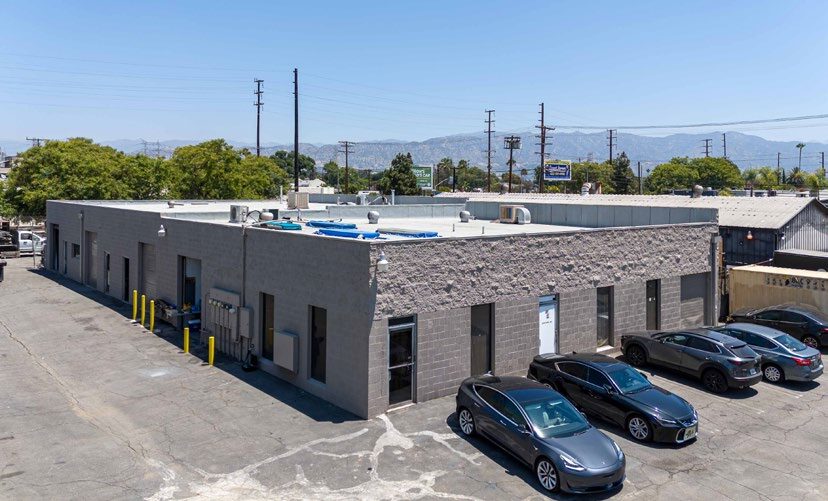 5337 Cahuenga Blvd, North Hollywood, CA portefeuille de 2 propriétés à vendre sur LoopNet.ca - Photo du bâtiment - Image 1 de 20