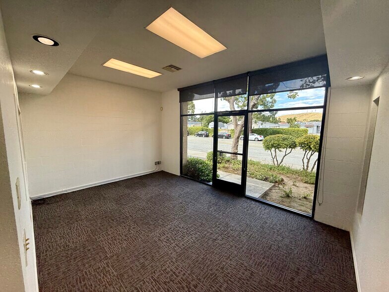 265 Prado Rd, San Luis Obispo, CA à louer - Photo intérieure - Image 2 de 13
