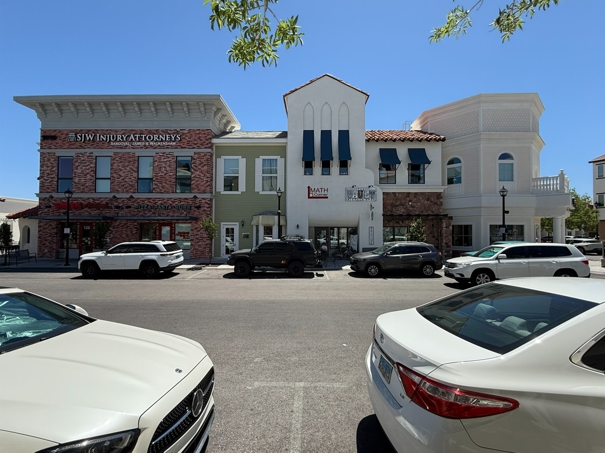 7570 Norman Rockwell Ln, Las Vegas, NV à vendre Photo principale- Image 1 de 19