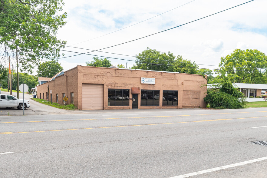 300 N Main St, Goodlettsville, TN à vendre - Photo du b timent - Image 1 de 1