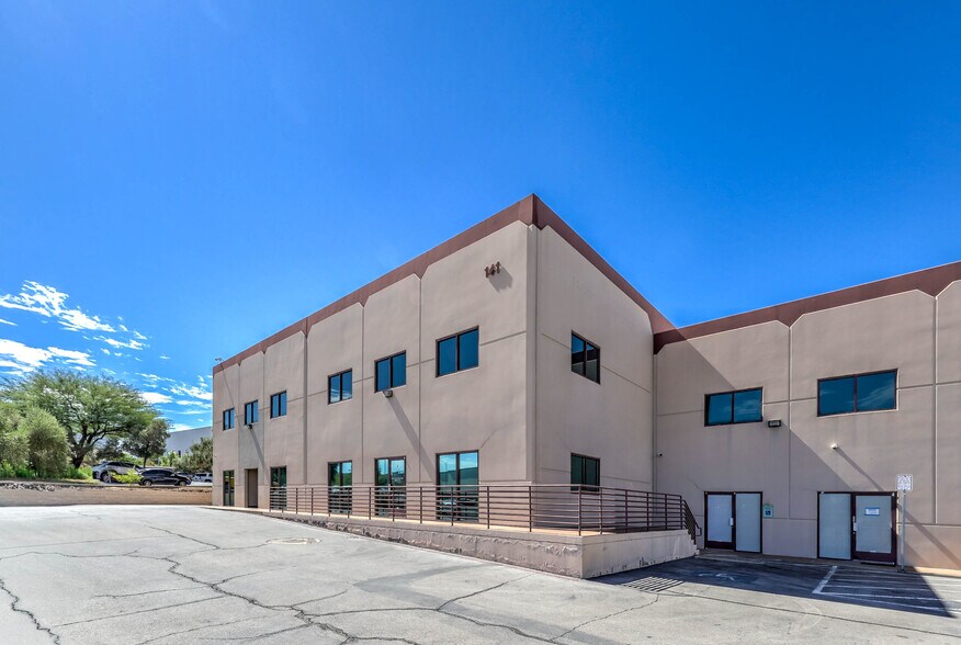 141 Cassia Way, Henderson, NV à vendre - Photo du bâtiment - Image 2 de 11