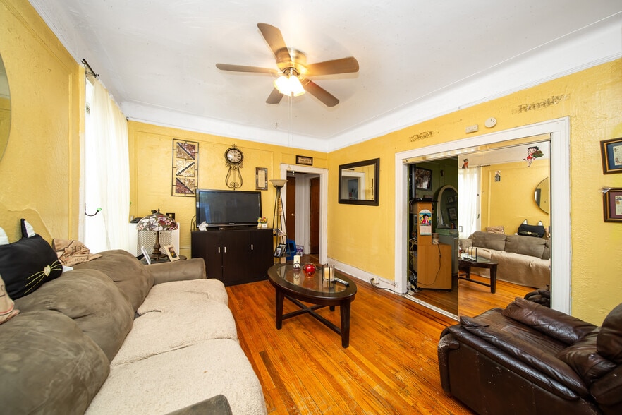 40-19 99th St, Corona, NY for sale - Building Photo - Image 2 of 22