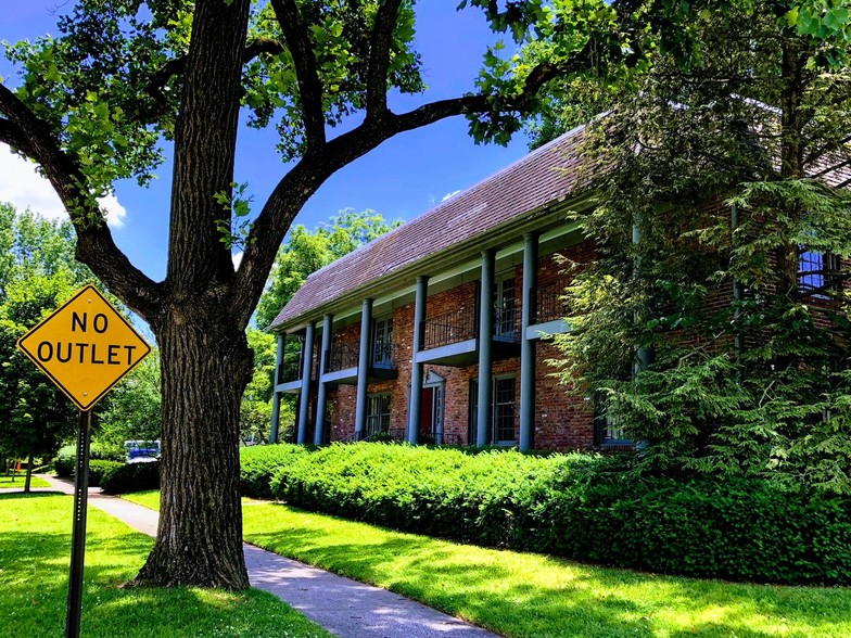 628 N Broadway, Lexington, KY for sale - Primary Photo - Image 1 of 1