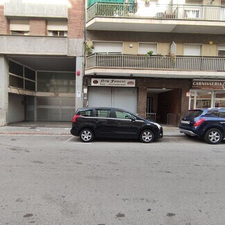 Plus de détails pour Multi-résidentiel à vendre