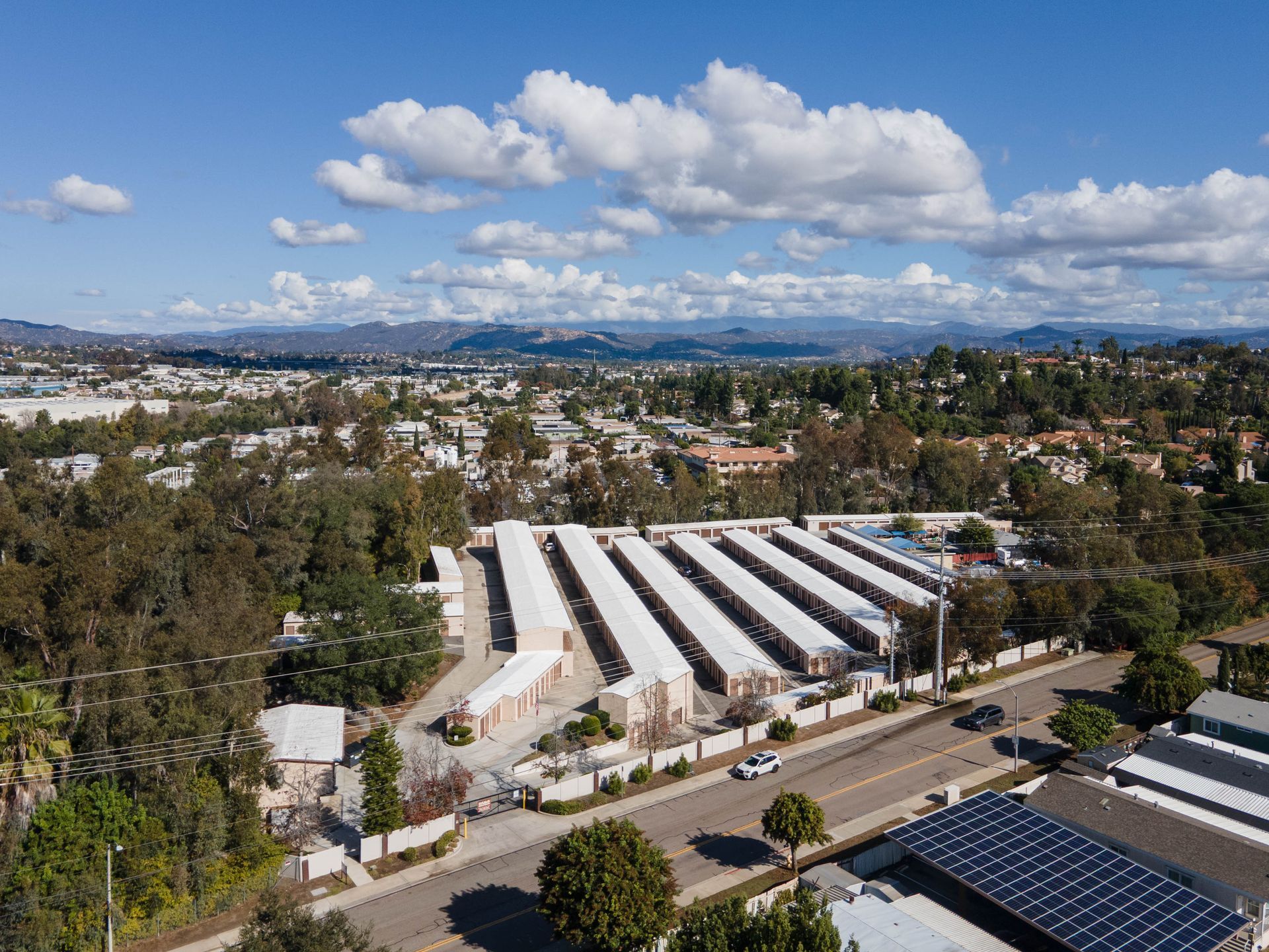 2280 Avenida del Diablo, Escondido, CA for sale Primary Photo- Image 1 of 12