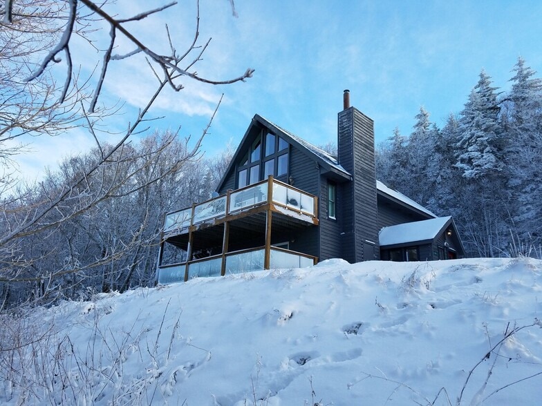 Resort Hospitality Portfolio portfolio of 2 properties for sale on LoopNet.ca - Building Photo - Image 3 of 12