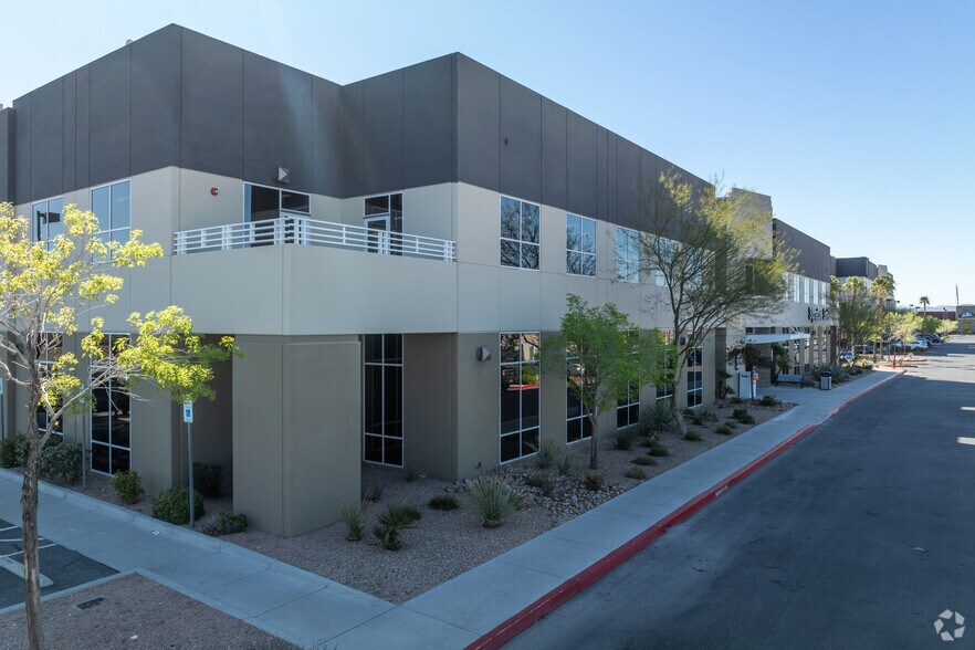 4670 S Fort Apache Rd, Las Vegas, NV for sale - Building Photo - Image 2 of 9