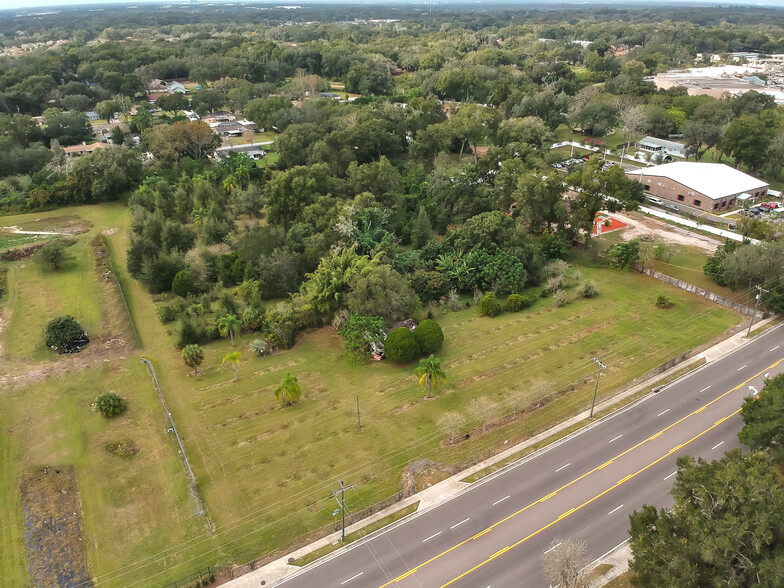 2111 S Parsons Ave, Seffner, FL for sale - Primary Photo - Image 1 of 1