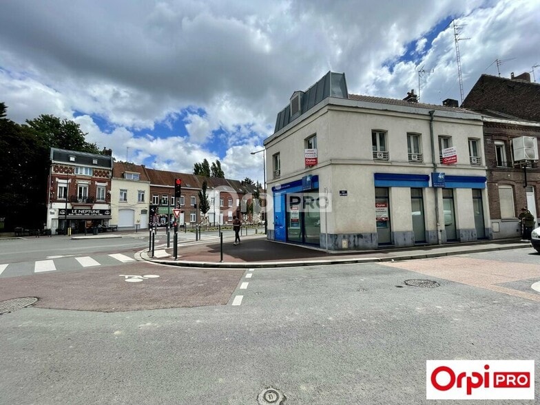 Retail in Tourcoing for lease - Building Photo - Image 3 of 9