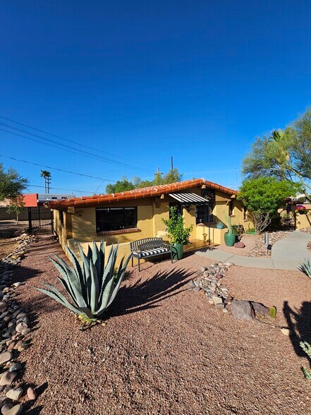 6584 N Oracle Rd, Tucson, AZ à vendre - Photo du bâtiment - Image 3 de 18