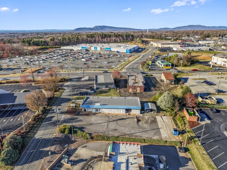 111 Angela Dr, King, NC for sale - Building Photo - Image 1 of 9