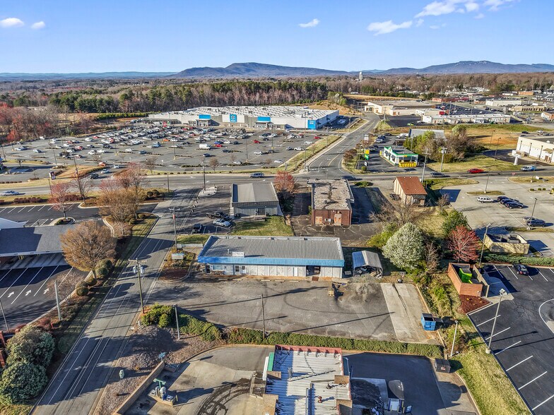 111 Angela Dr, King, NC à vendre - Photo du bâtiment - Image 1 de 9