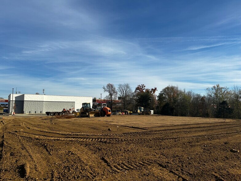 10034 Patriot Hwy, Fredericksburg, VA à vendre - Photo principale - Image 2 de 6