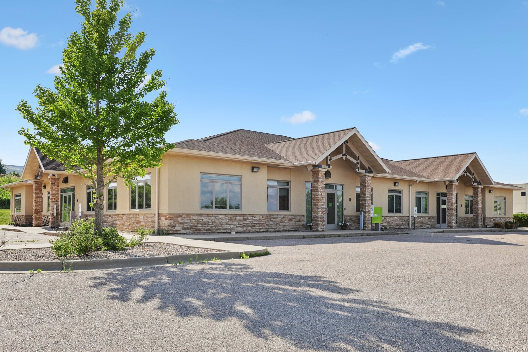 1670 South Blvd, Baraboo, WI for sale Building Photo- Image 1 of 6