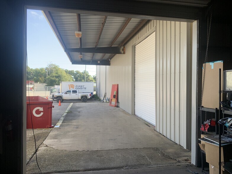 3495 N Alcaniz St, Pensacola, FL for sale - Building Photo - Image 3 of 12