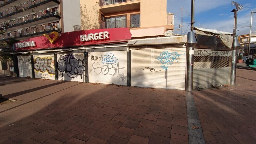Multifamily in Calella, Barcelona for sale - Building Photo - Image 1 of 7