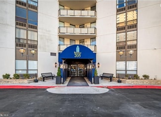 Plus de détails pour 205 E Joppa Rd, Towson, MD - Multi-résidentiel à vendre