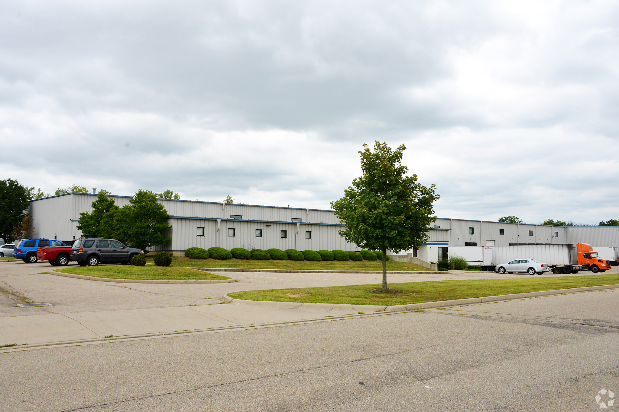 1280 Industrial Park Dr, Vandalia, OH for sale Primary Photo- Image 1 of 1