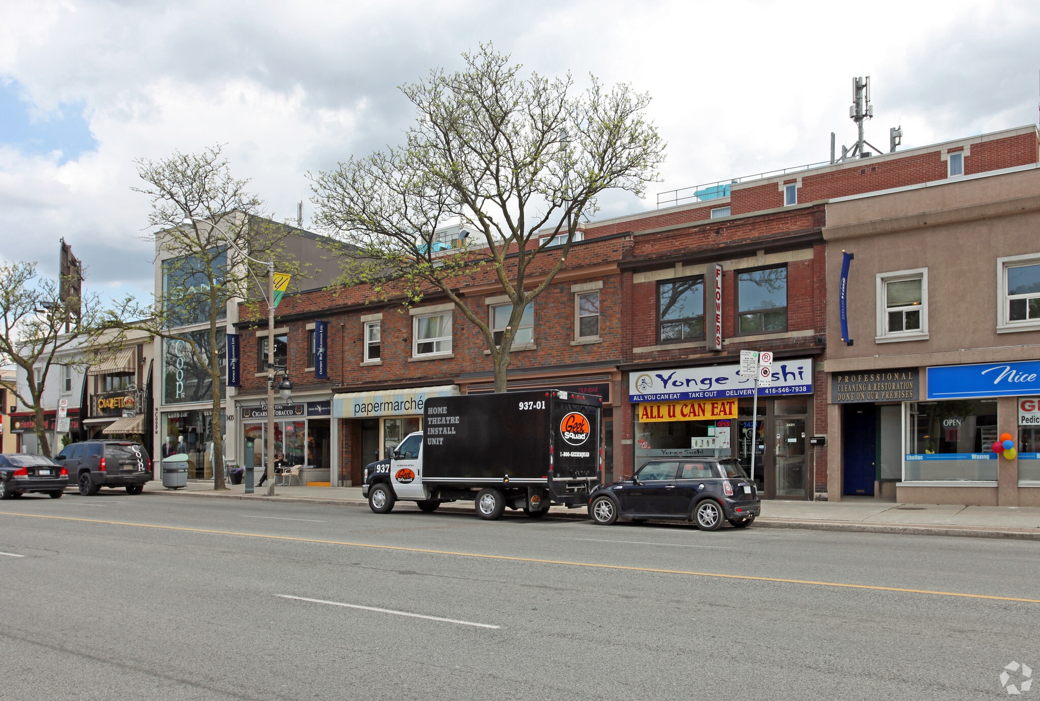 3425-3433 Yonge St, Toronto, ON for lease Primary Photo- Image 1 of 3