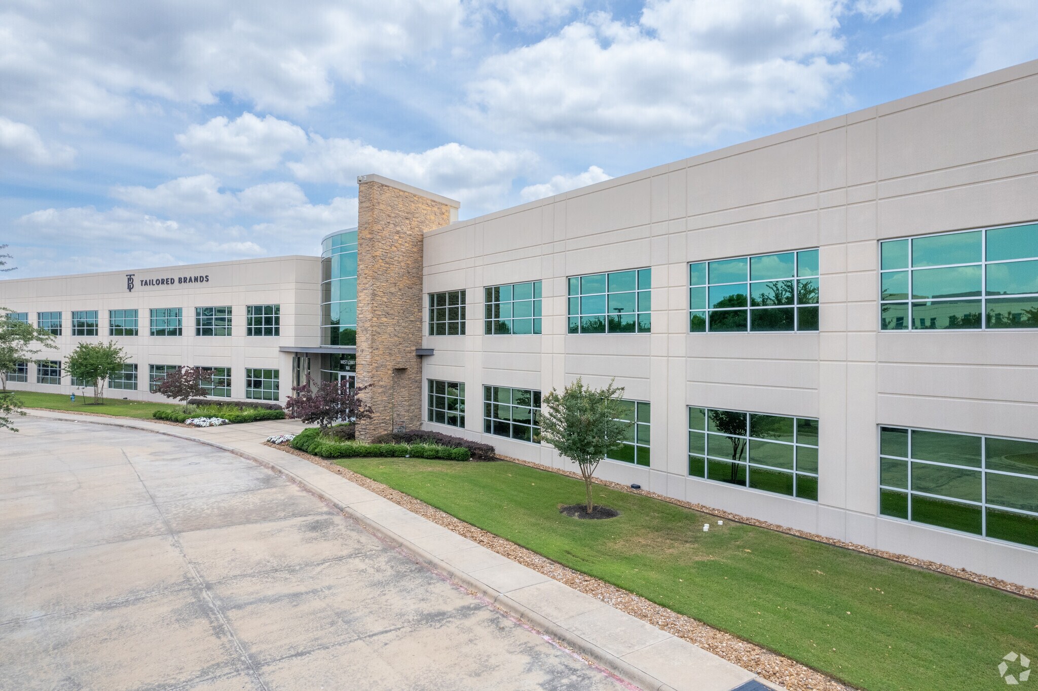 6380 Rogerdale Rd, Houston, TX à louer Photo du bâtiment- Image 1 de 5