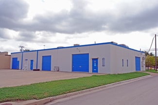 Plus de détails pour 2213-2221 W Broadway St, Fort Worth, TX - Local d'activités à louer