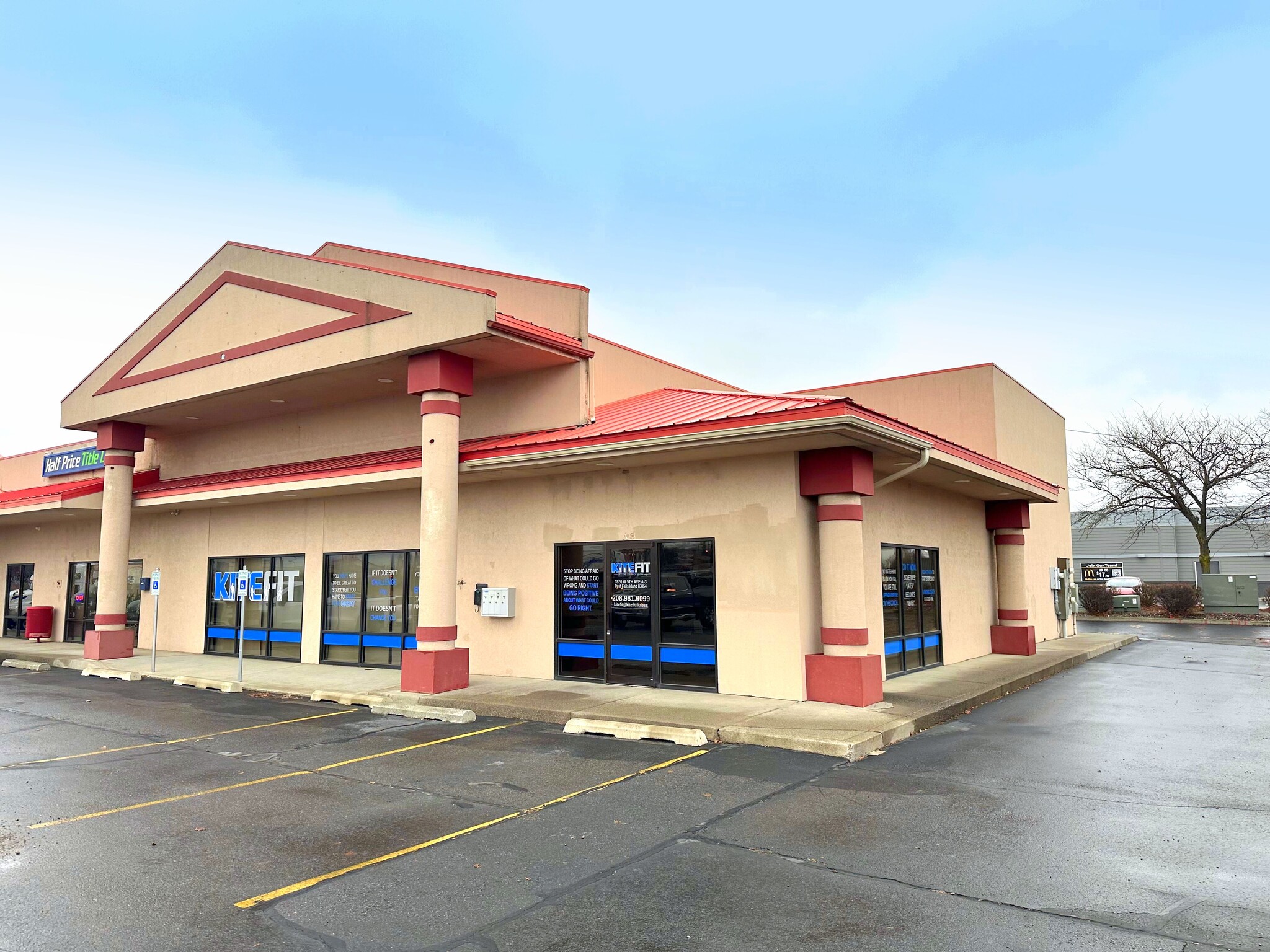 3920 W 5th Ave, Post Falls, ID for lease Building Photo- Image 1 of 9