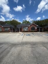 8825 Perimeter Park Blvd, Jacksonville, FL for lease Building Photo- Image 1 of 10