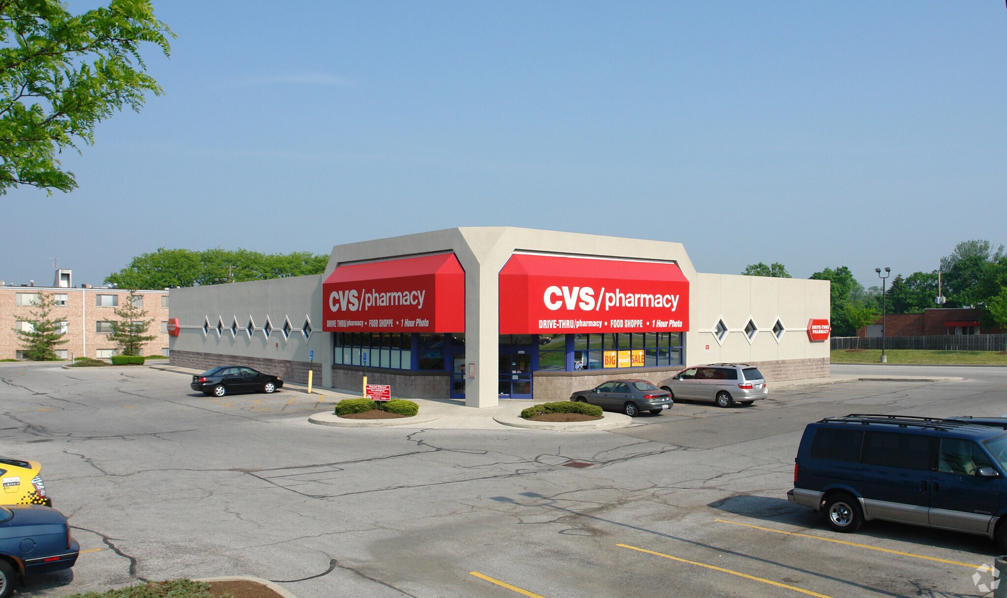 5445 N High St, Columbus, OH à vendre Photo principale- Image 1 de 1