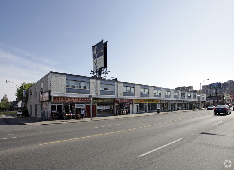 2879-2899 Danforth Ave, Toronto, ON for sale - Primary Photo - Image 1 of 1