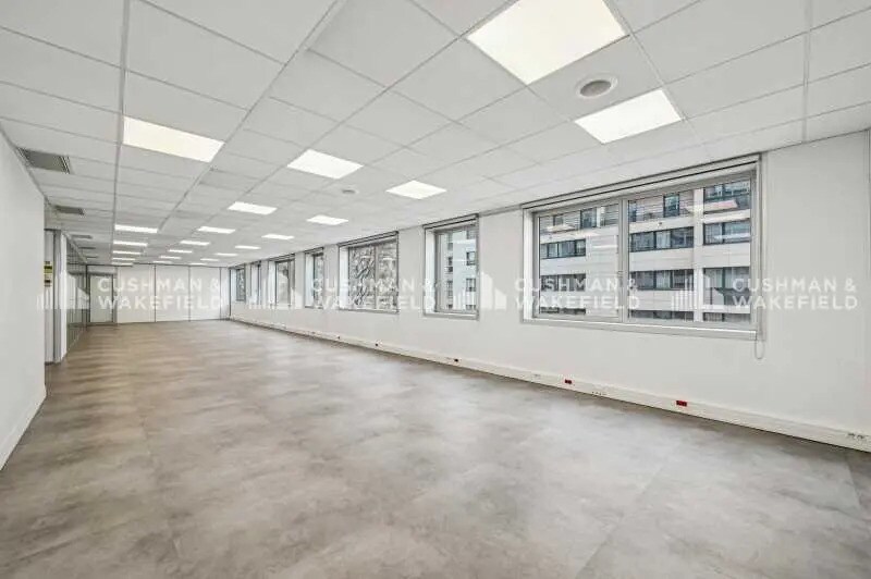 Office in Montrouge for sale - Interior Photo - Image 3 of 15